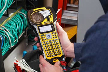 M210 Handheld Label Maker